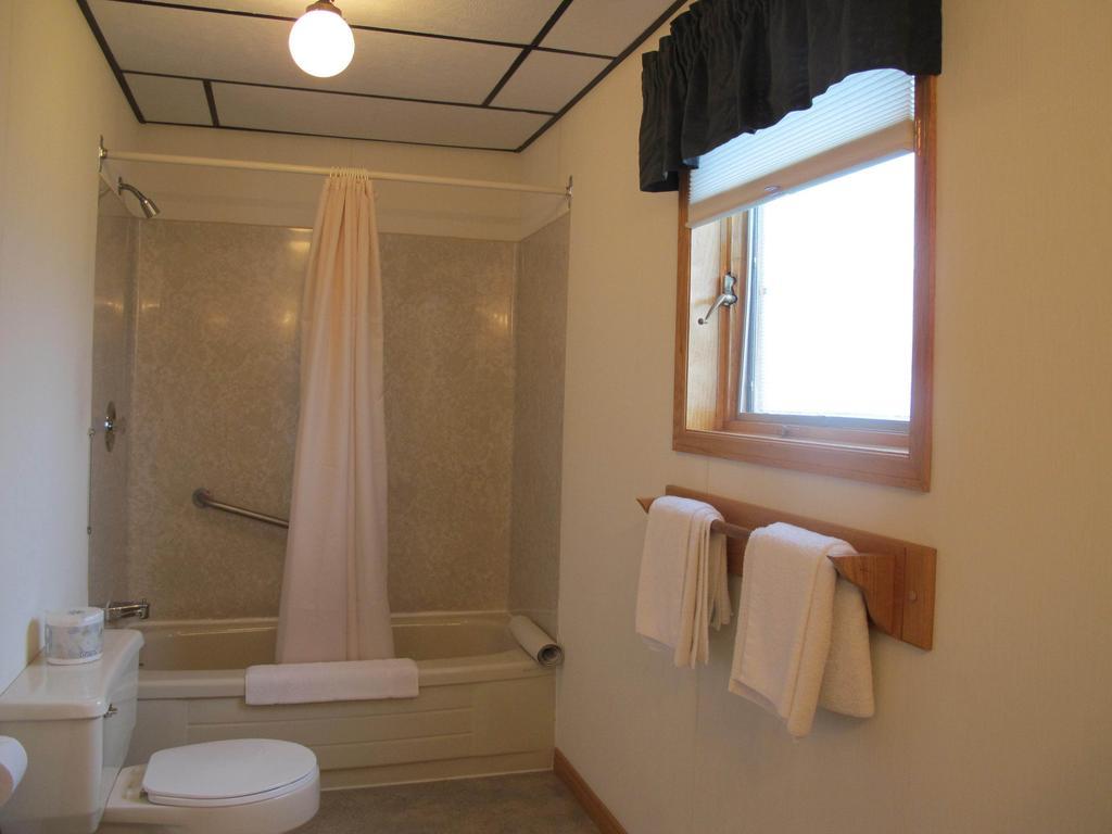 Laurie's Inn Chéticamp Chambre photo